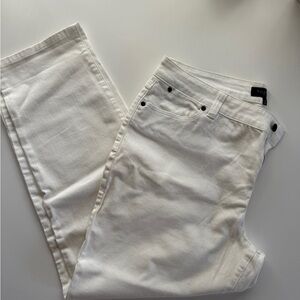 Talbots women’s Boyfriend Jeans in White